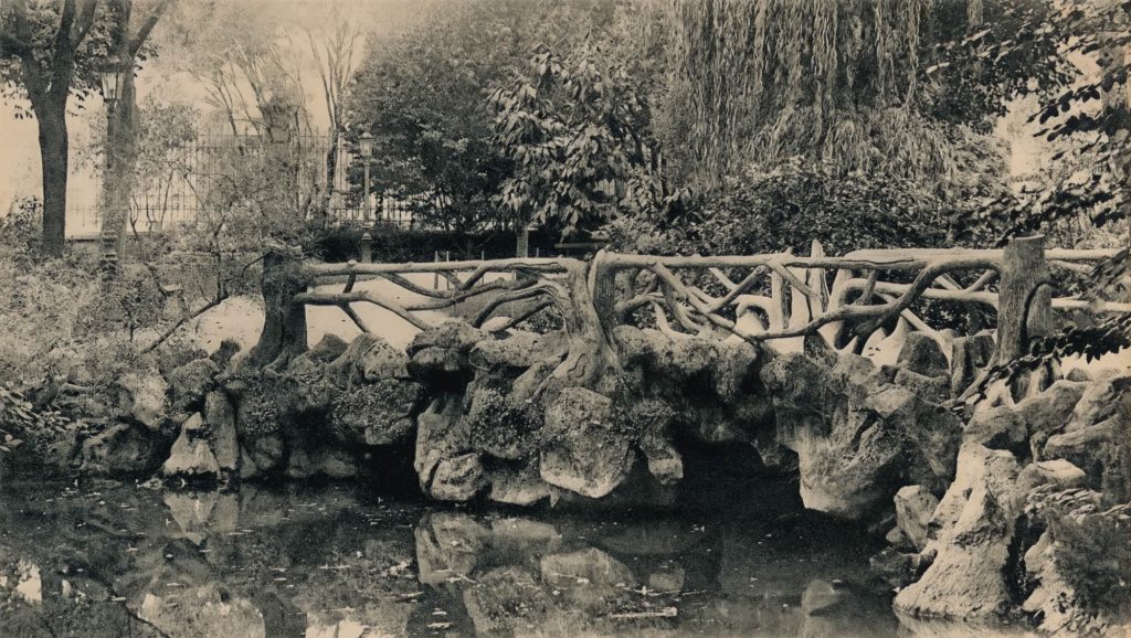 Jardin Botanique faux bois bridge