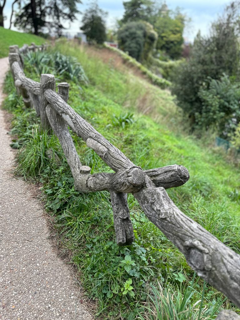 Faux bois railing at Parc des Buttes-Chaumont